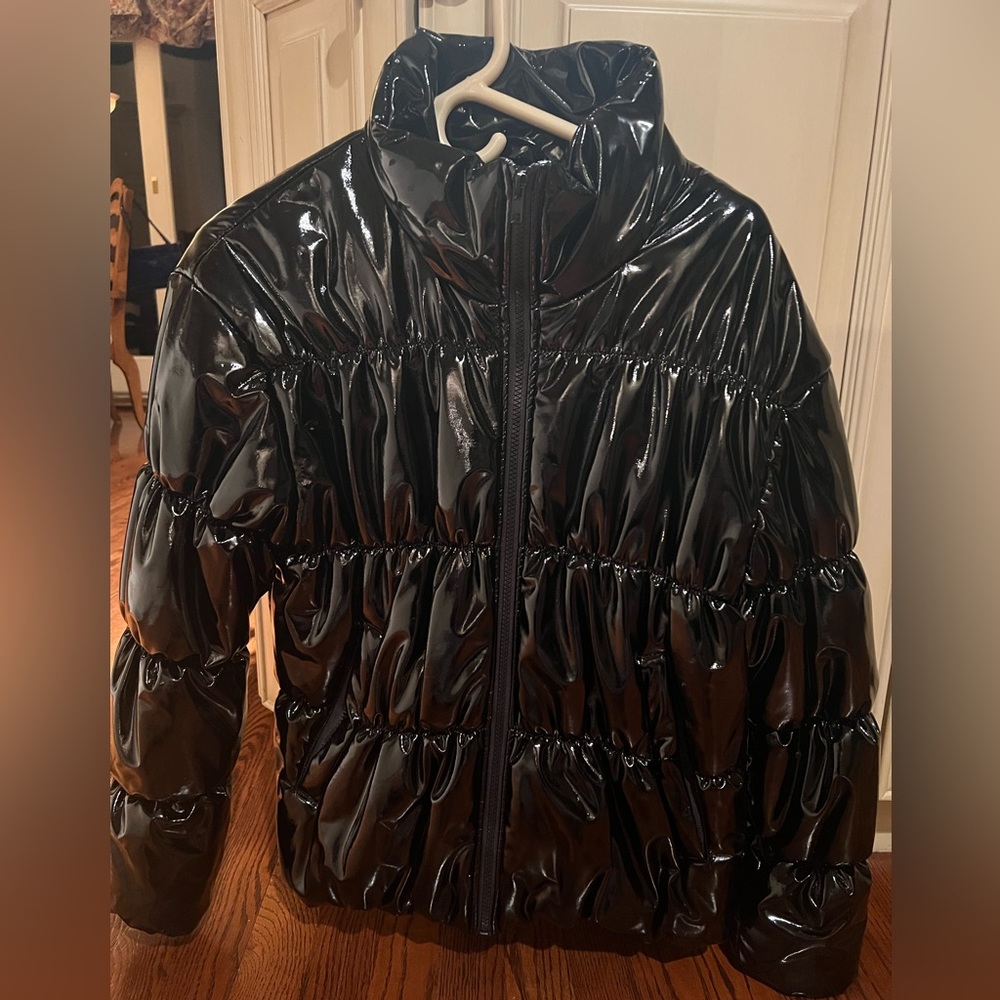Splendid black metallic shiny coat size small! Perfect condition